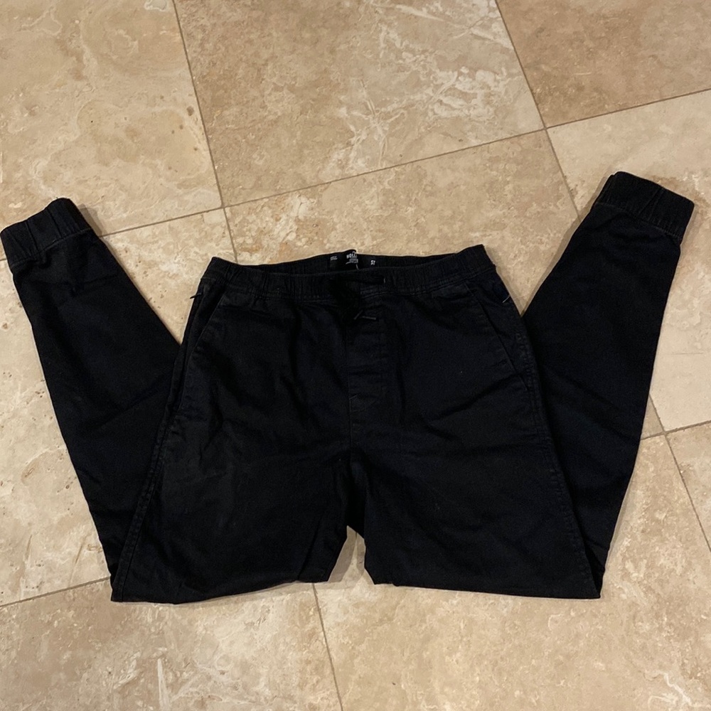Hollister joggers